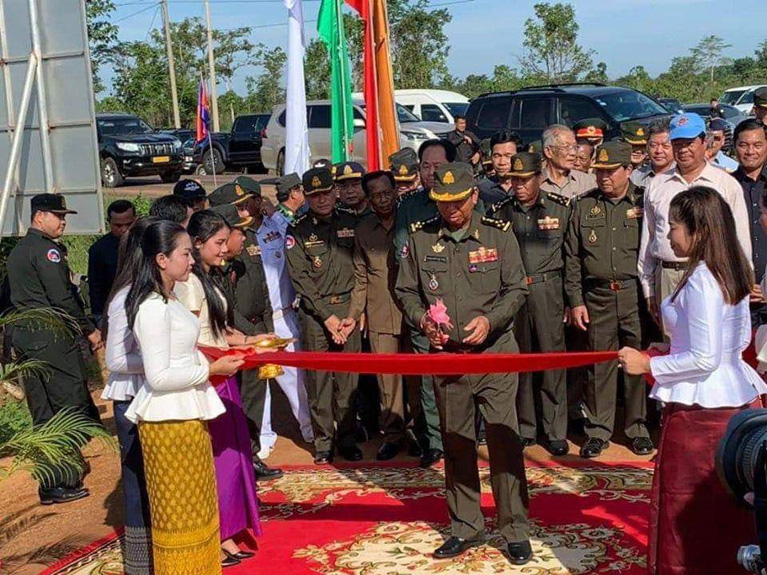 សម្ដេច​វិជ័យ​សេនា ទៀ បាញ់ ប្រារព្ធ​ខួប​៤២​ឆ្នាំ ទិវា​ចងចាំ​ដំណើរ​ឆ្ពោះ​ទៅ​ការផ្តួលរំលំ​របប​ប្រល័យ​ពូជសាសន៍ «​ប៉ុល ពត​» នៅ​តំបន់​កោះ​ថ្ម ឃុំ​ទន្លុ​ង​