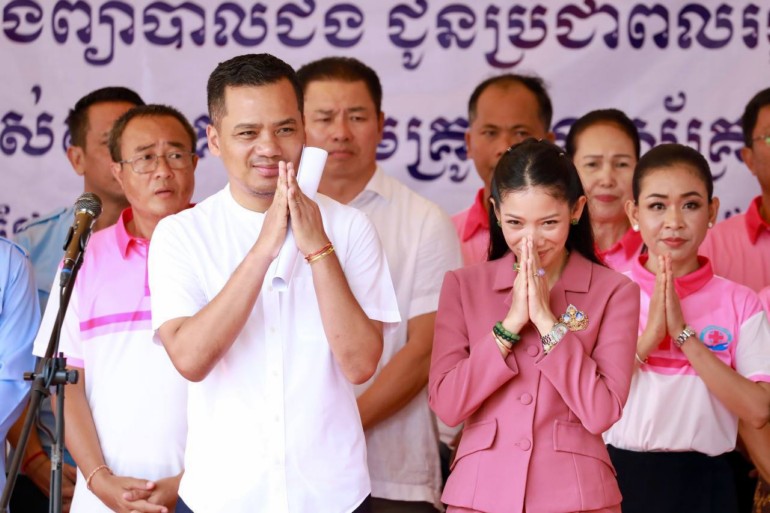 ឯកឧត្តម​អភិ​សន្តិ​បណ្ឌិត ស សុខា និង​លោកជំទាវ អញ្ជើញ​ជា​អធិបតី​កម្មវិធី​ពិនិត្យ​និង​ព្យាបាល​ជំងឺ​ជូន​ពលរដ្ឋ ដោយ​ឥតគិតថ្លៃ នៅ​ស្រុក​ពាម​រក៍